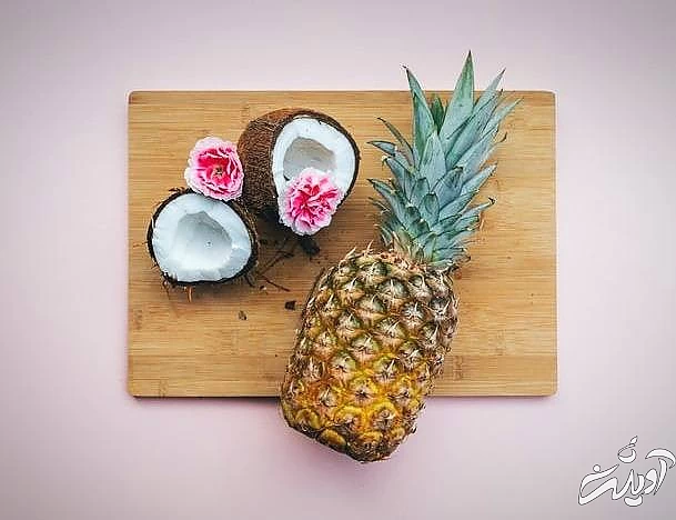 نارگیل و آناناس 